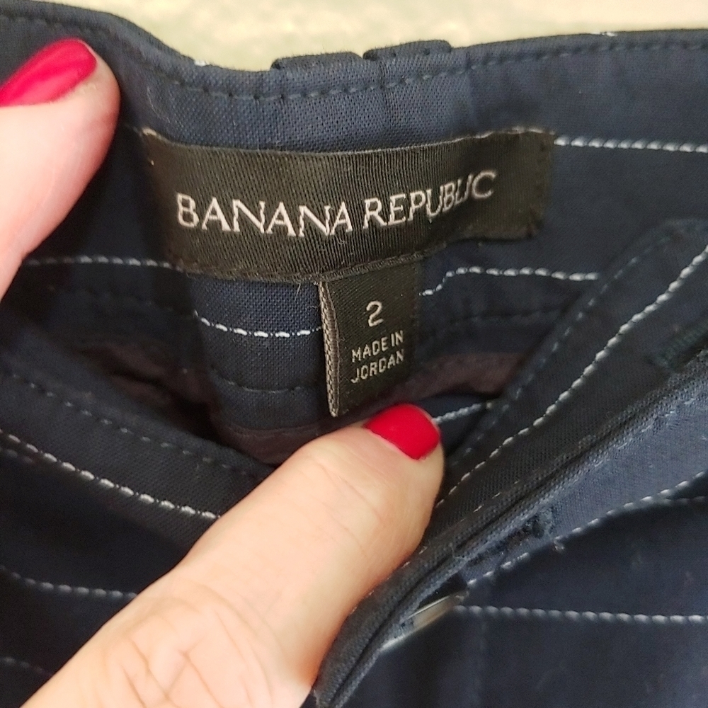 Banana Republic Size 2 Navy & White Cropped Wide Leg Pants